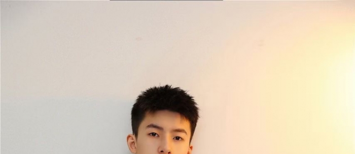 超级会玩的“大”狼狗